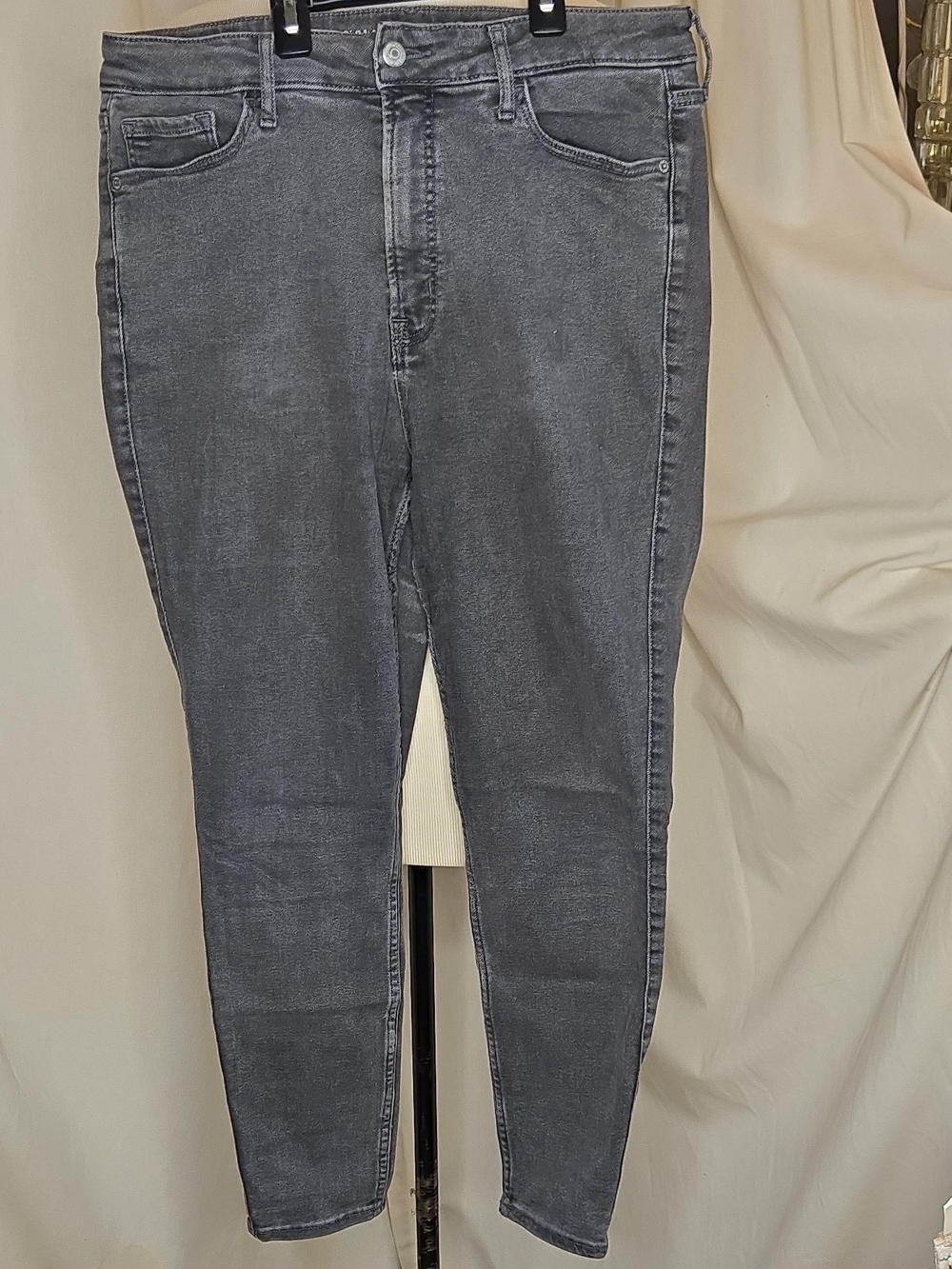 Old Navy Skinny Jeans in Charcoal Gray